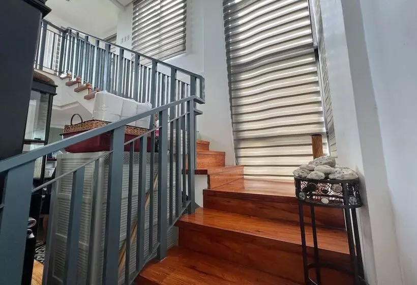 Hotelli Lover S Point Beach Front Resort