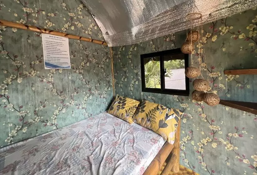 Hotelli Lover S Point Beach Front Resort