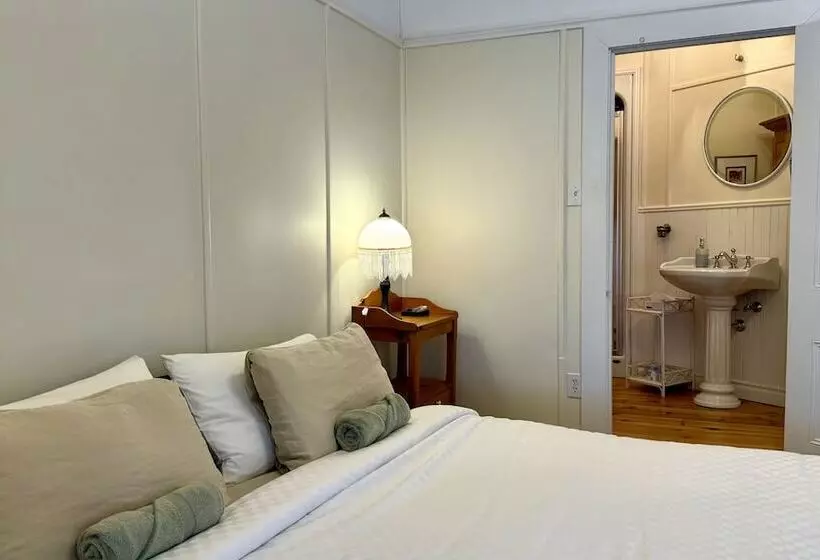 Aamiaismajoitus (B&B) Chez Maleterre