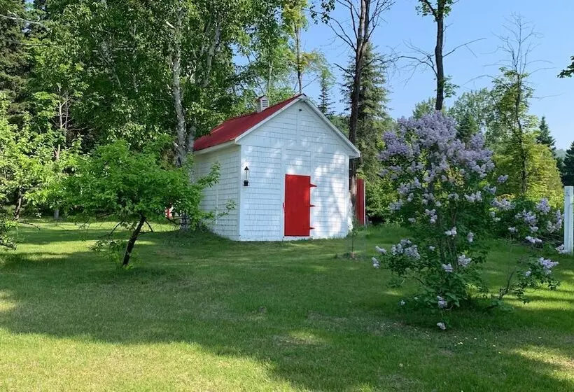 Aamiaismajoitus (B&B) Chez Maleterre