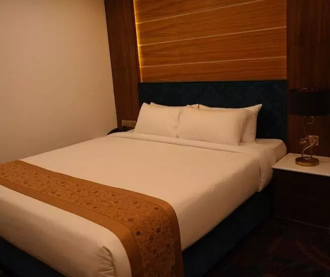 ホテル Elite Palace