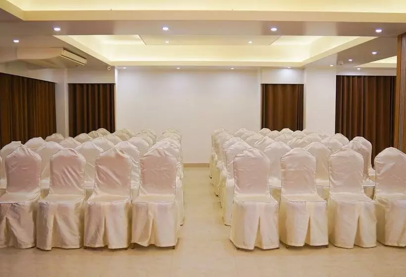 ホテル Elite Palace