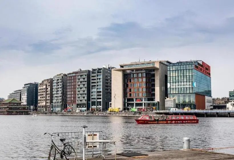 هاستل Neptune Boatique Hotel Amsterdam