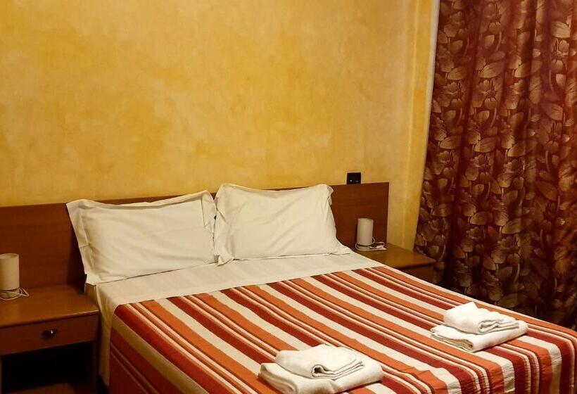 Отель Albergo Leon D Oro