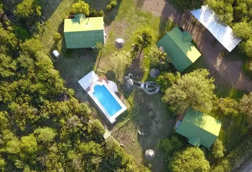 ホテル Cabañas El Aguaribay