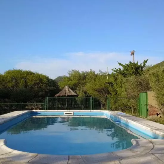 ホテル Cabañas El Aguaribay