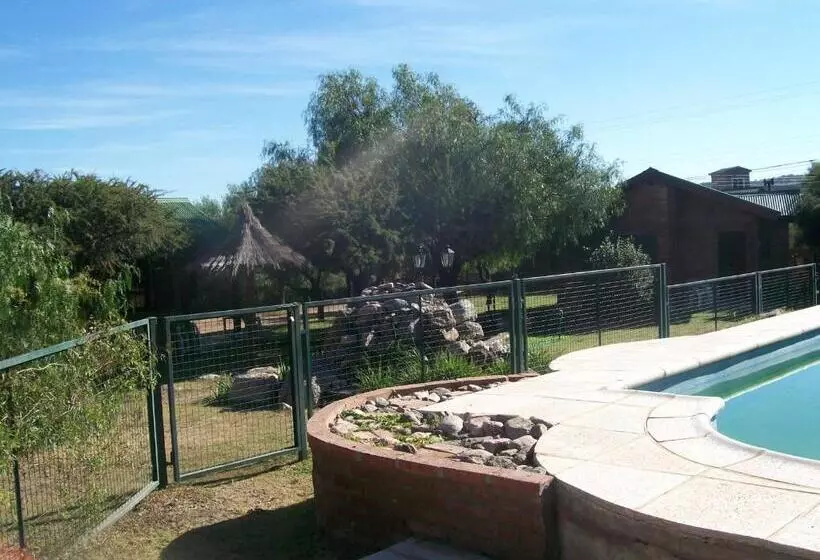 ホテル Cabañas El Aguaribay