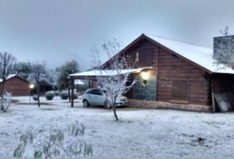 Hotel Cabañas El Aguaribay