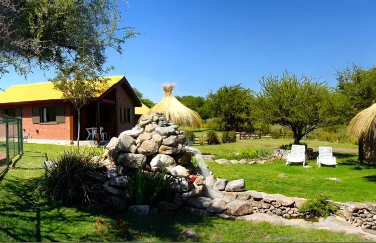 ホテル Cabañas El Aguaribay