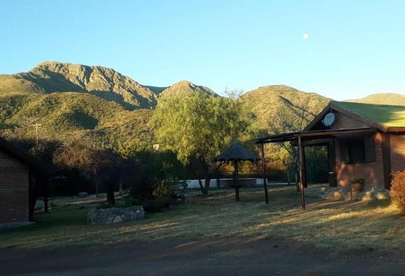Hotel Cabañas El Aguaribay