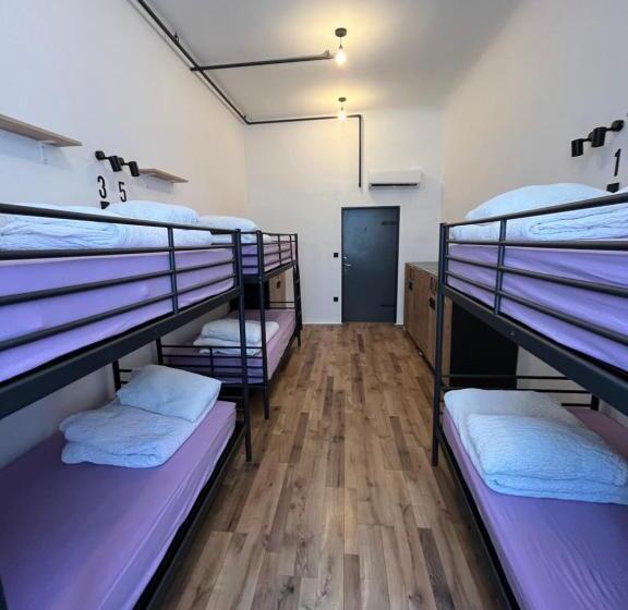 Adhoc Hostel