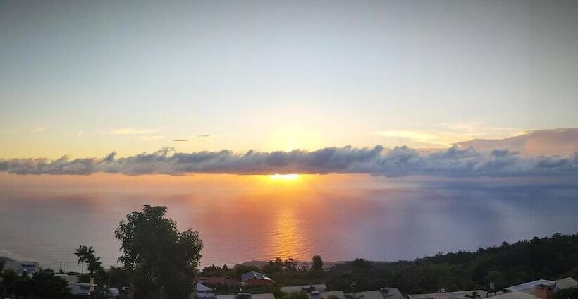 تختخواب و صبحانه La Caz Oceane