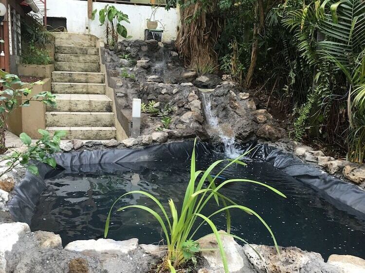 تختخواب و صبحانه La Caz Oceane