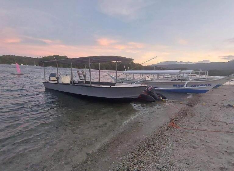 Coral Garden Resort And Dive Center