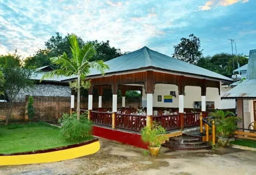 هتل New Park