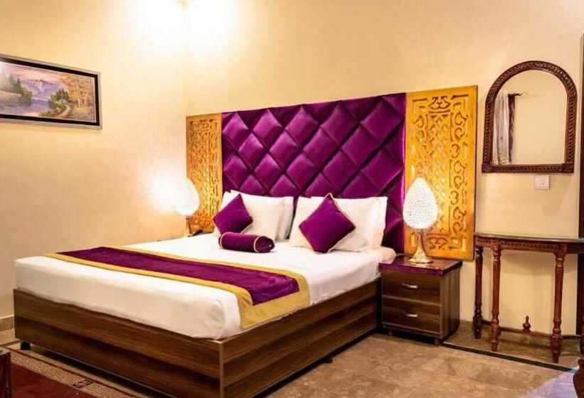 Rose Palace Hotel, Gulberg