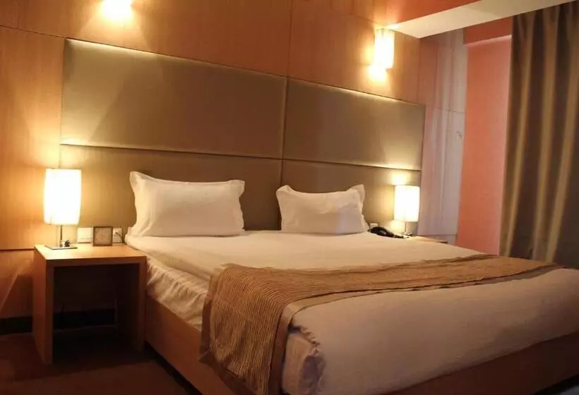 The Corporate Hotel Central
