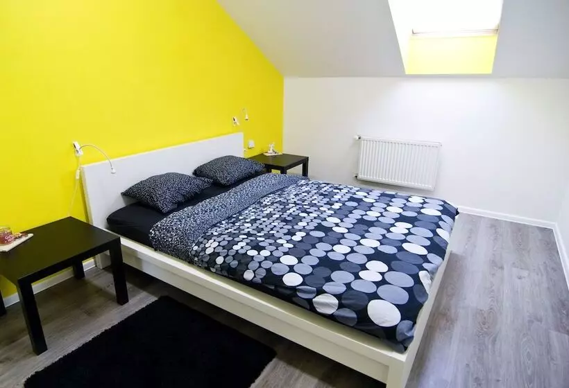 Nitra Glycerin Hostel