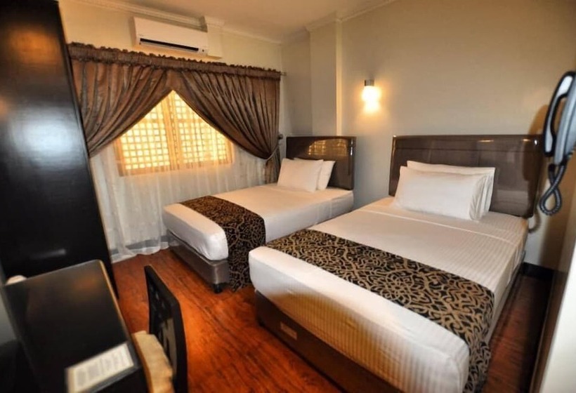 West Loch Park Hotel Vigan