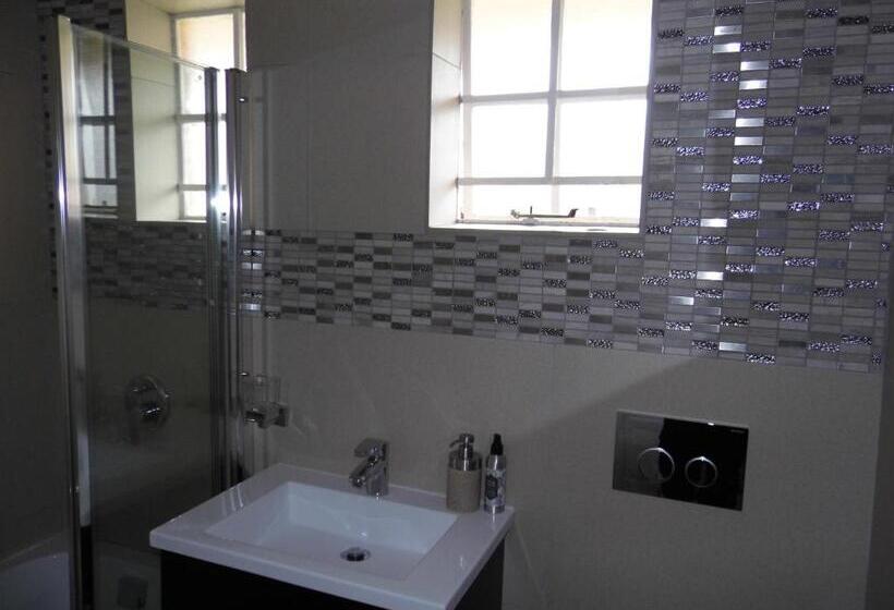 צימר Bhotani On Bax