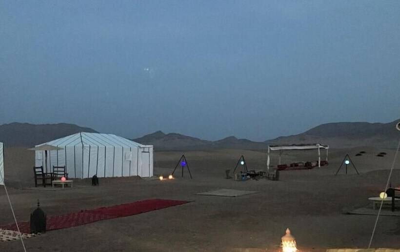 مبيت وإفطار Karim Sahara