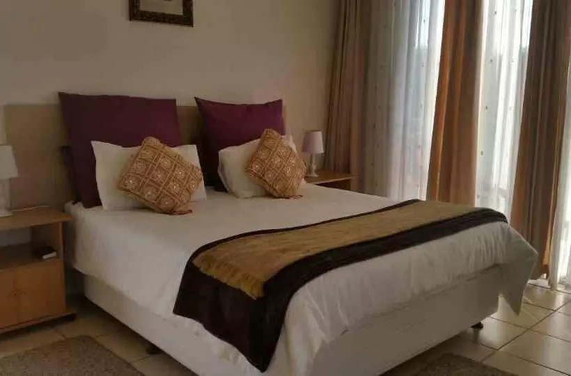 تختخواب و صبحانه Rolls Royce Guest House