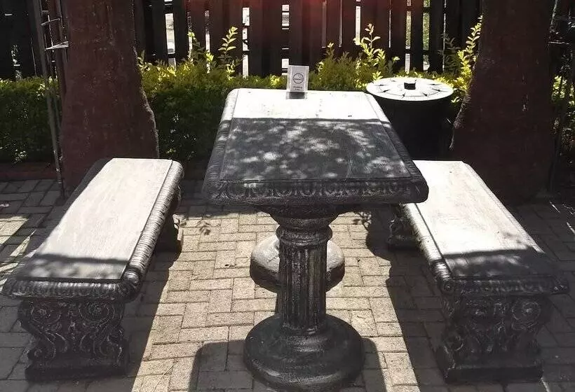 Casakaya Bed And Breakfast