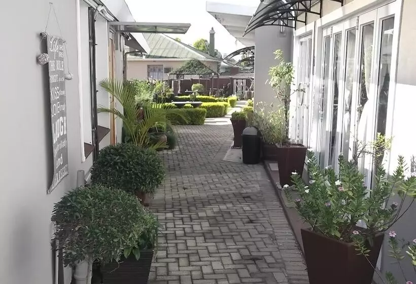 Casakaya Bed And Breakfast