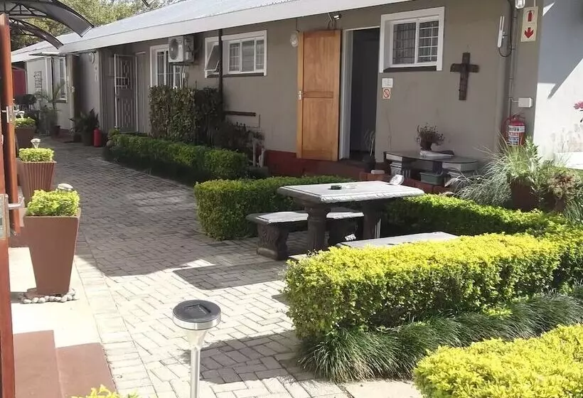 Casakaya Bed And Breakfast