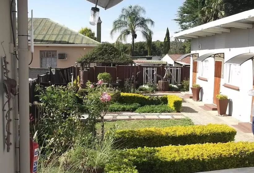 Casakaya Bed And Breakfast