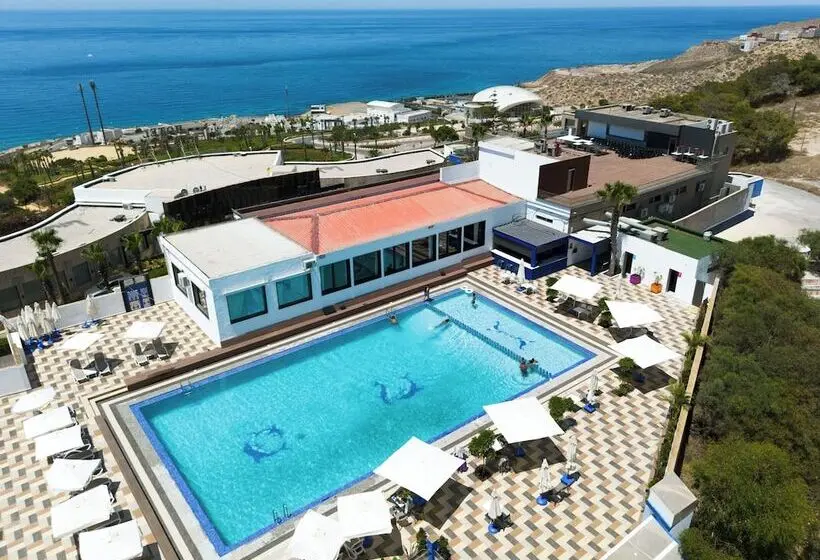 Hotelli DWO Mira Palace