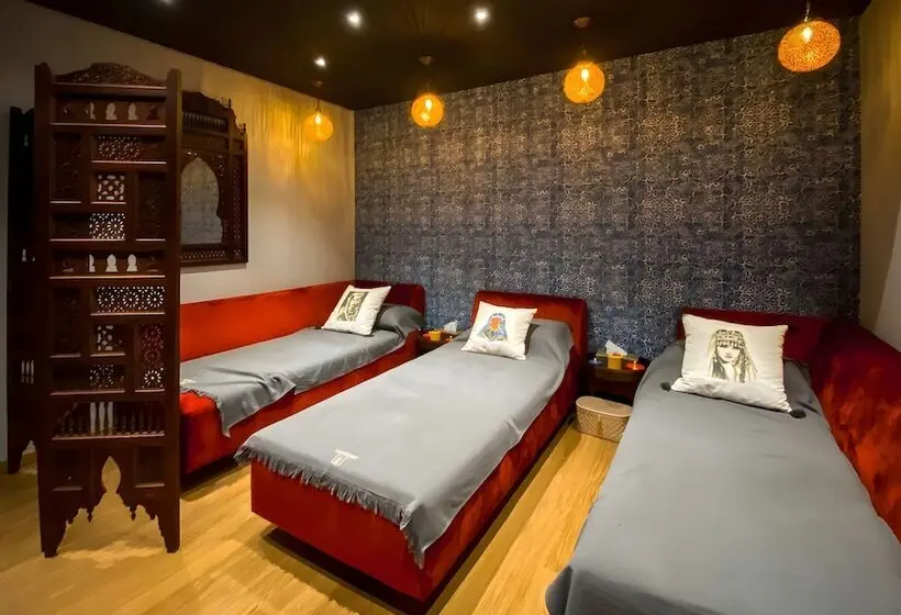 Hotelli DWO Mira Palace