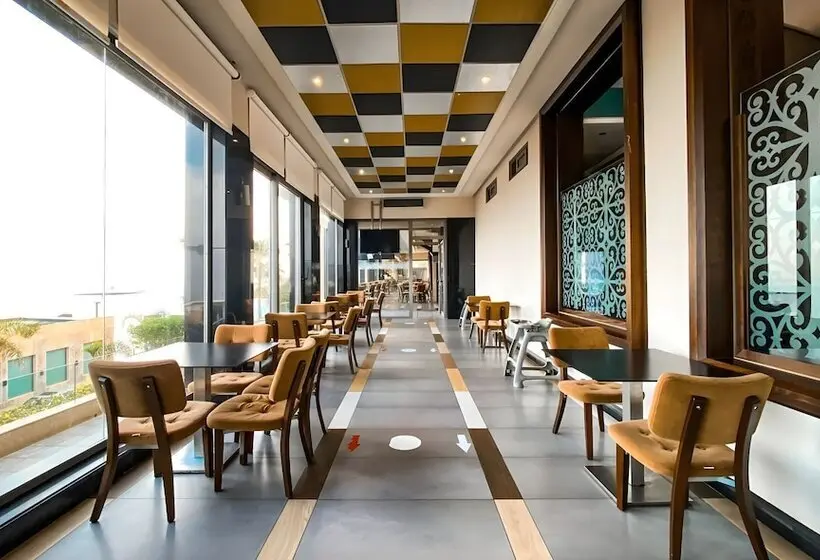 Hotelli DWO Mira Palace