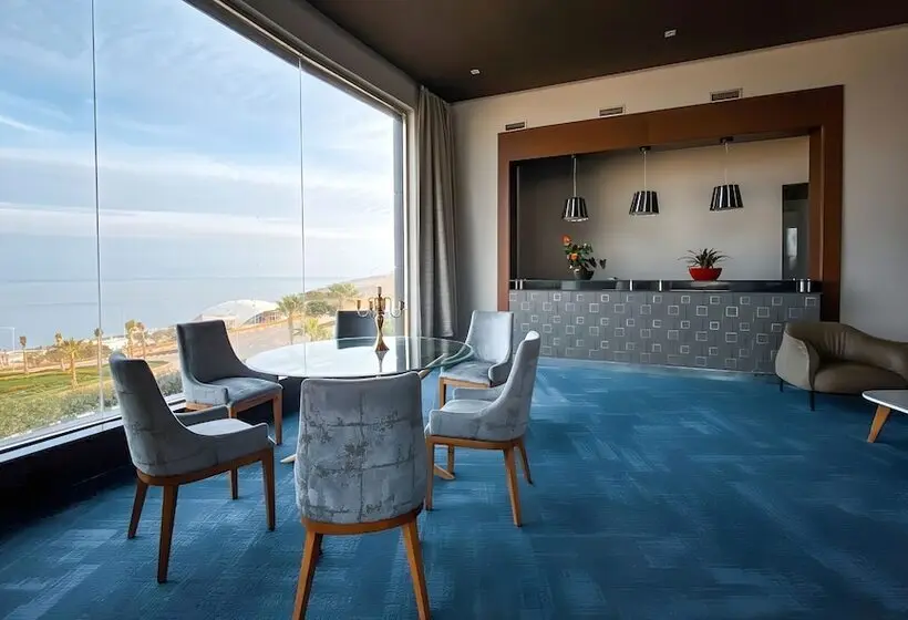 Hotelli DWO Mira Palace