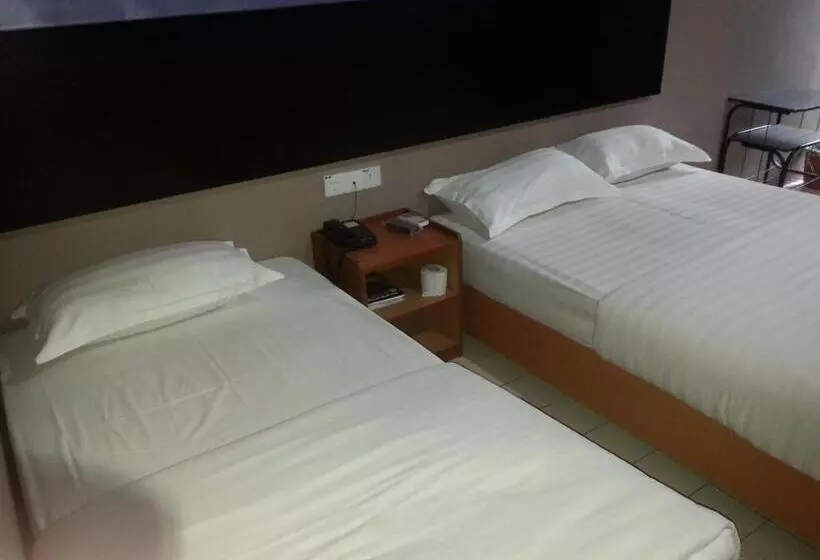 هتل Oriental Inn