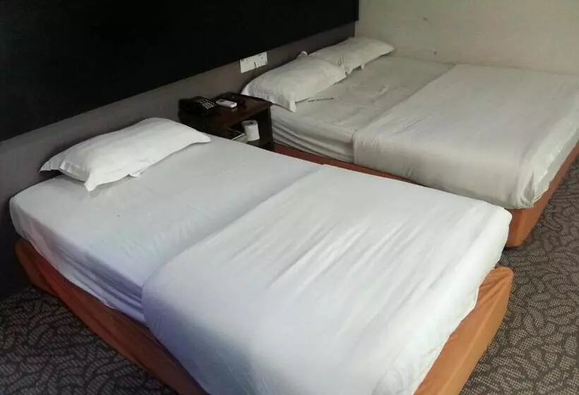هتل Oriental Inn
