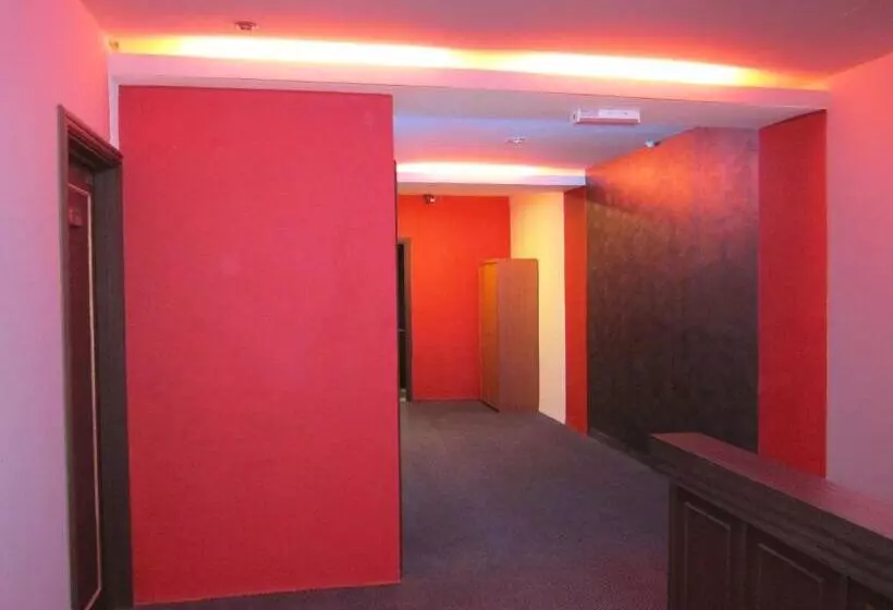 هتل Oriental Inn