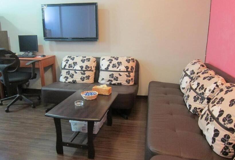 فندق Oriental Inn