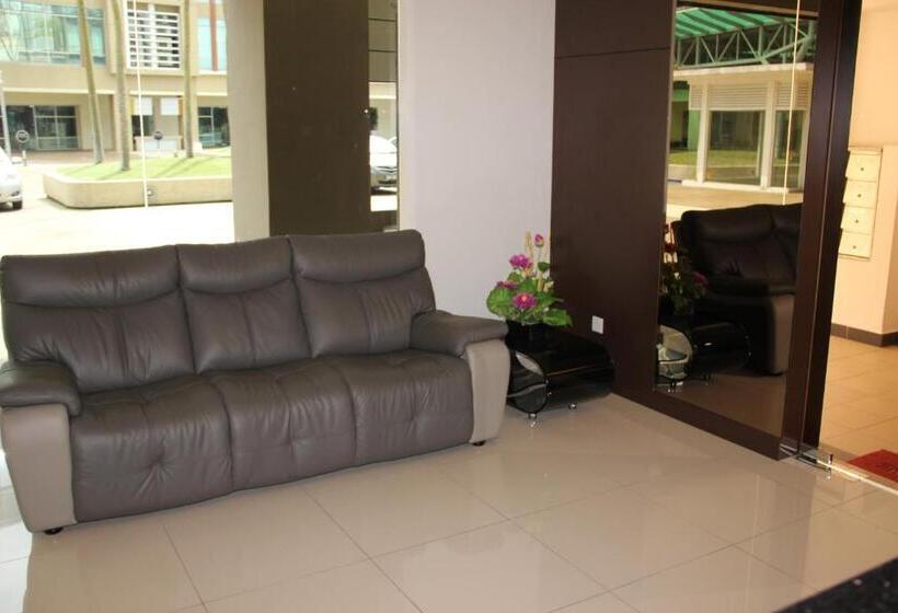 בית מלון כפרי Setia Inn