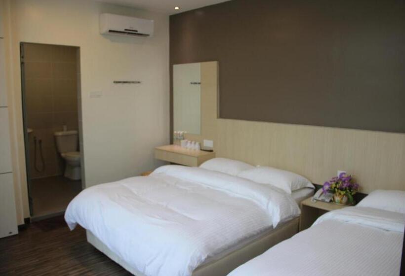 בית מלון כפרי Setia Inn