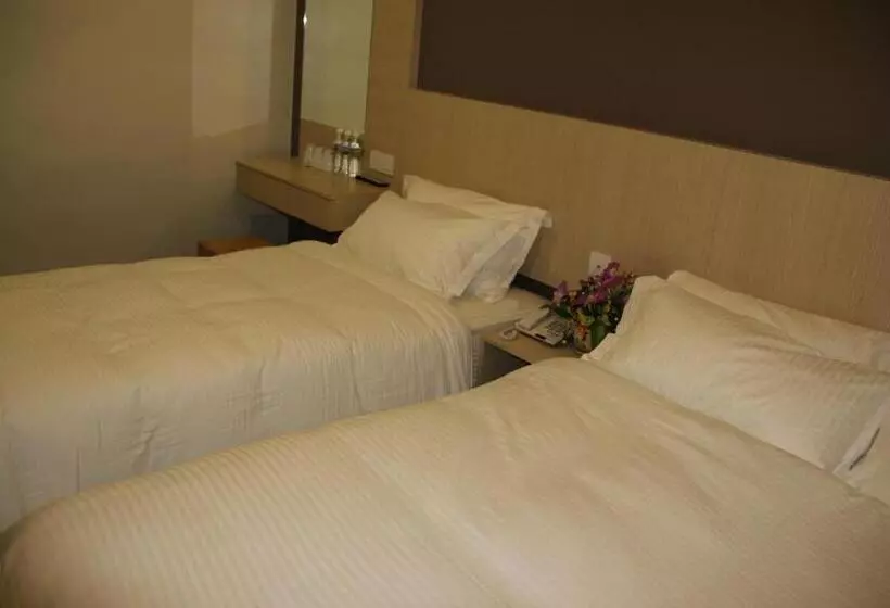 ホテル Setia Inn