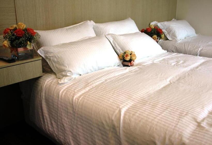 בית מלון כפרי Setia Inn