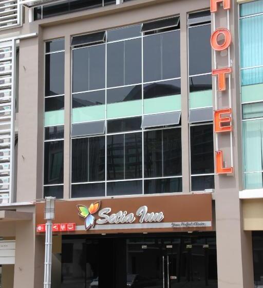 בית מלון כפרי Setia Inn