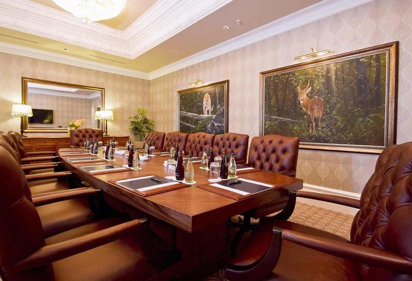 אתר נופש The Boardwalk Hotel, Convention Centre & Spa