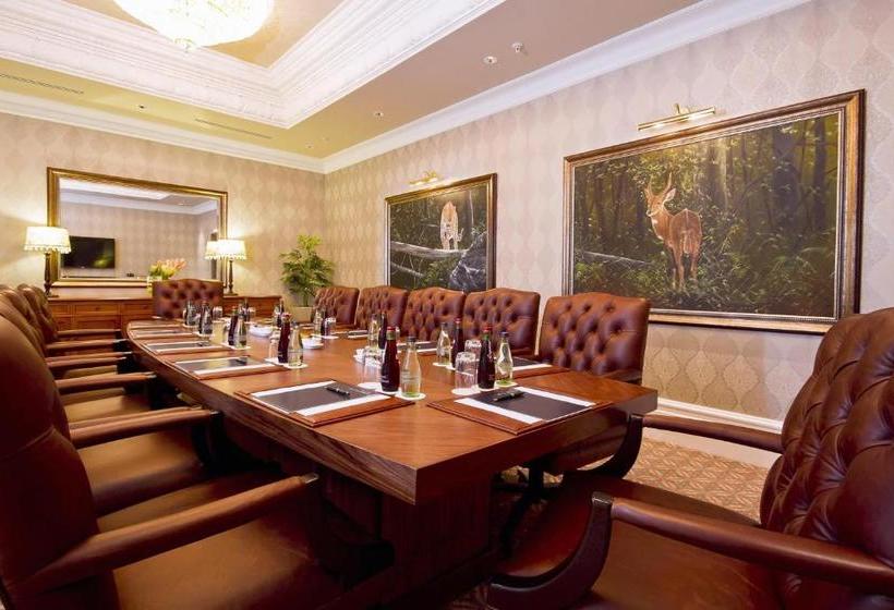 אתר נופש The Boardwalk Hotel, Convention Centre & Spa