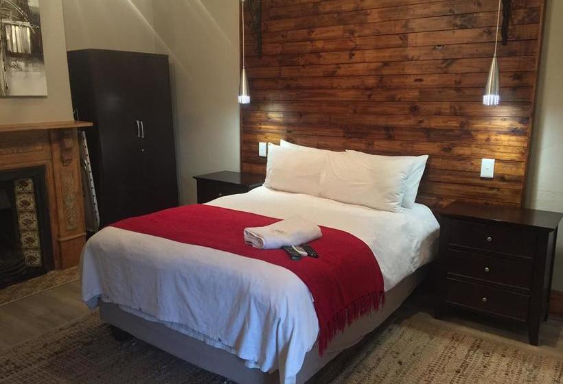 Tranquil House B&b @ 1 College Ave