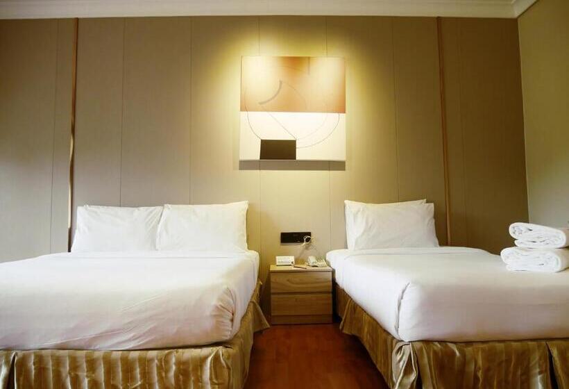 Tunamaya Beach & Spa Resort – Desaru