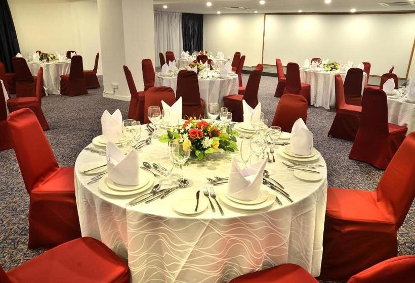 Tunamaya Beach & Spa Resort – Desaru