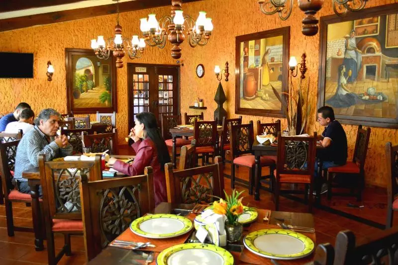 هتل Villas Layfer