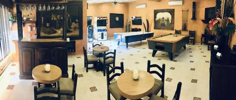 هتل Villas Layfer